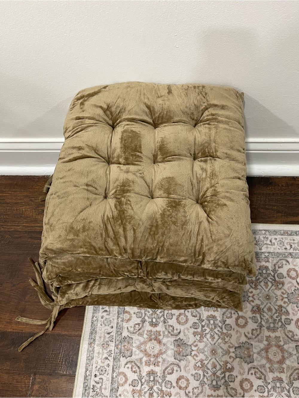 Set of 6, Plush/Velvet Brown Tone Stackable Seat Cushions, 15,5”, new